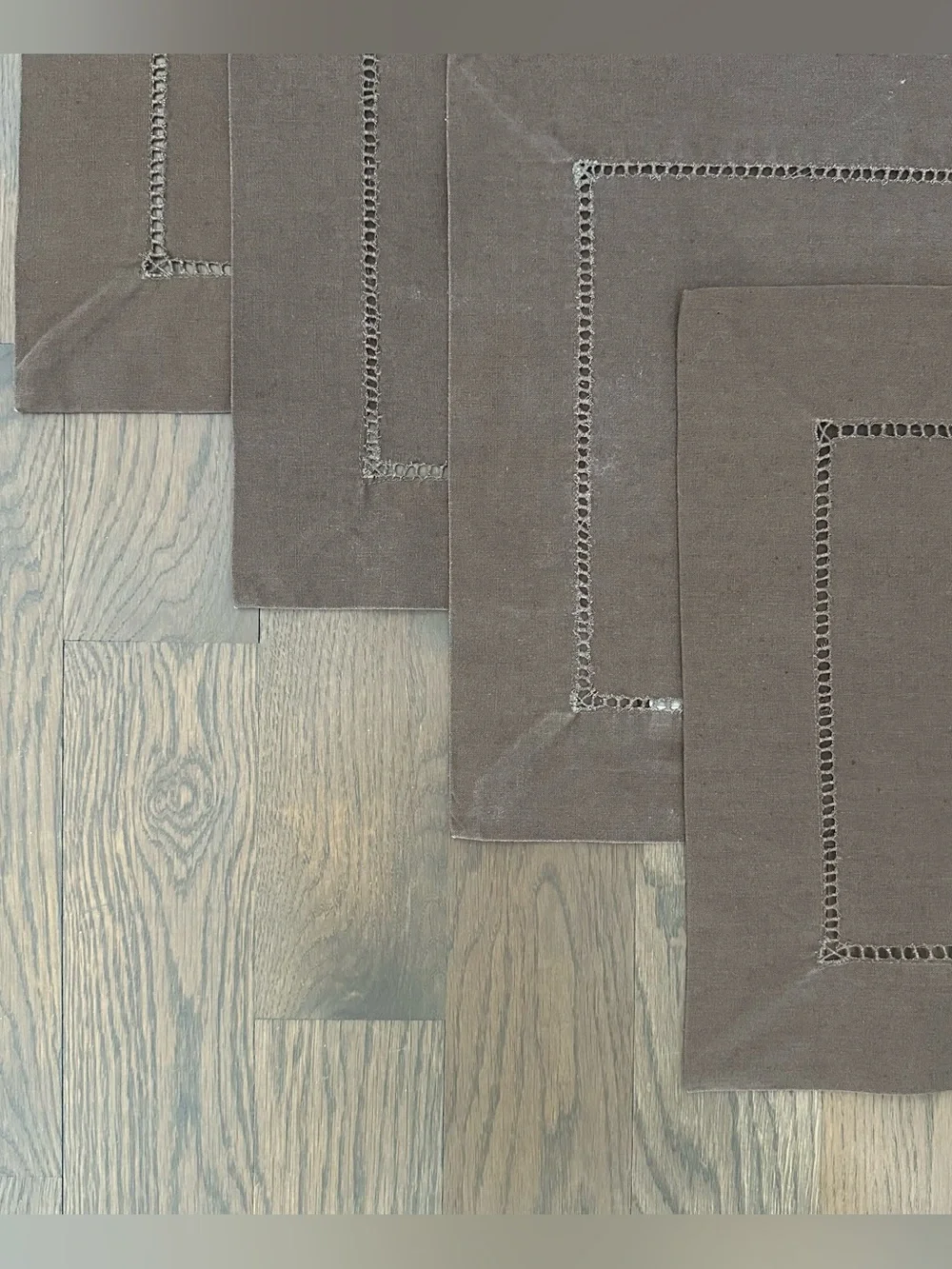 Set of 4 Vintage Rectangular Linen Blend Hemstitch Placemats in Brown 20